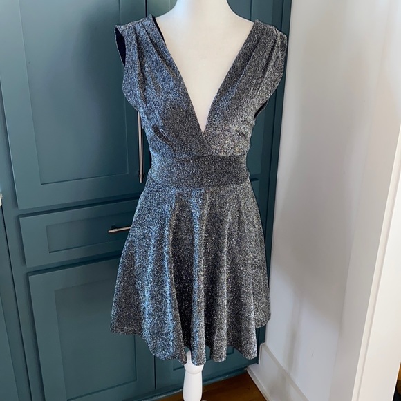 NWT Fraiche by J Shimmer Deep V-Neck Fit & Flare Minidress in Silver Metallic - Picture 2 of 7